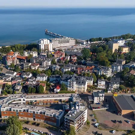 Gold Flamingo By Renters * Мендзыздрое