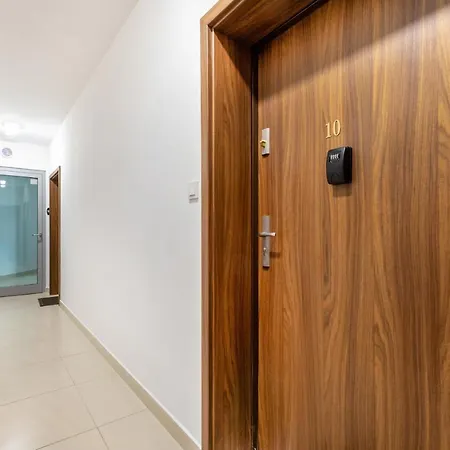 Апартаменты Gold Flamingo By Renters Мендзыздрое