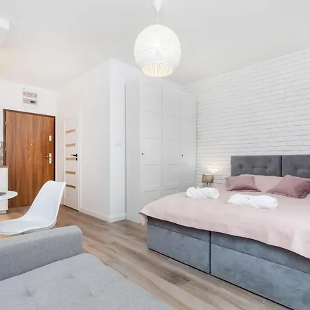 Gold Flamingo By Renters Апартаменты