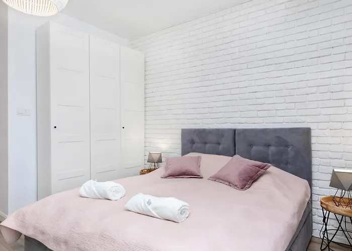 Gold Flamingo By Renters 公寓